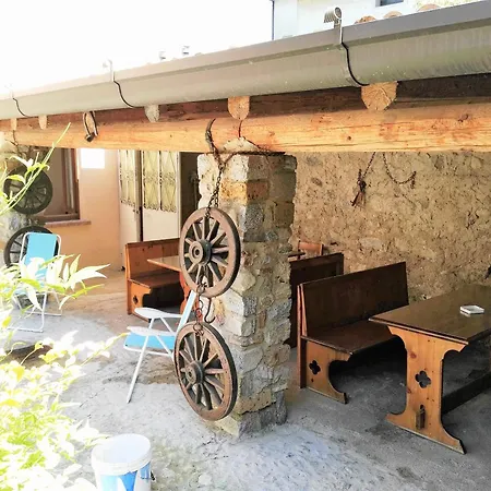 Casa Rita 2 In Vesio Apartman
