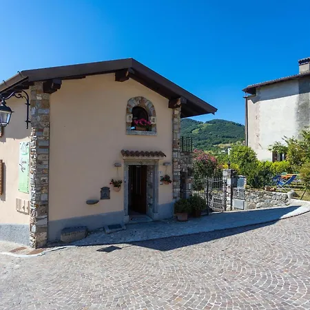 Casa Rita 2 In Vesio